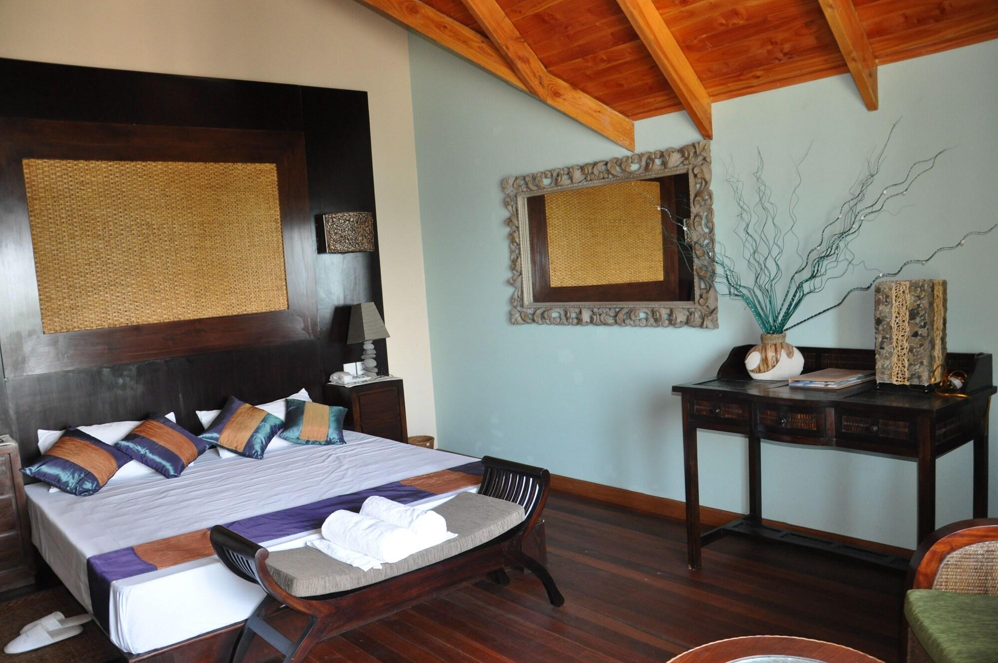 Le Relax Beach House La Digue Exterior photo