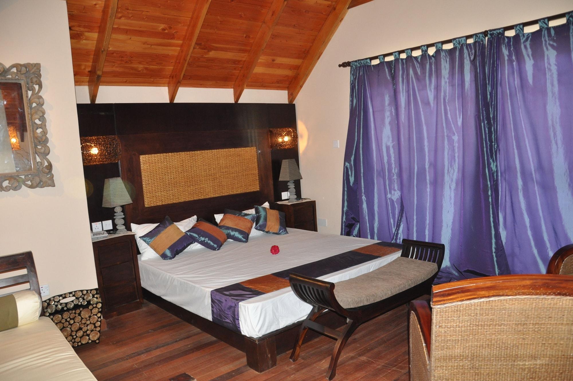Le Relax Beach House La Digue Exterior photo