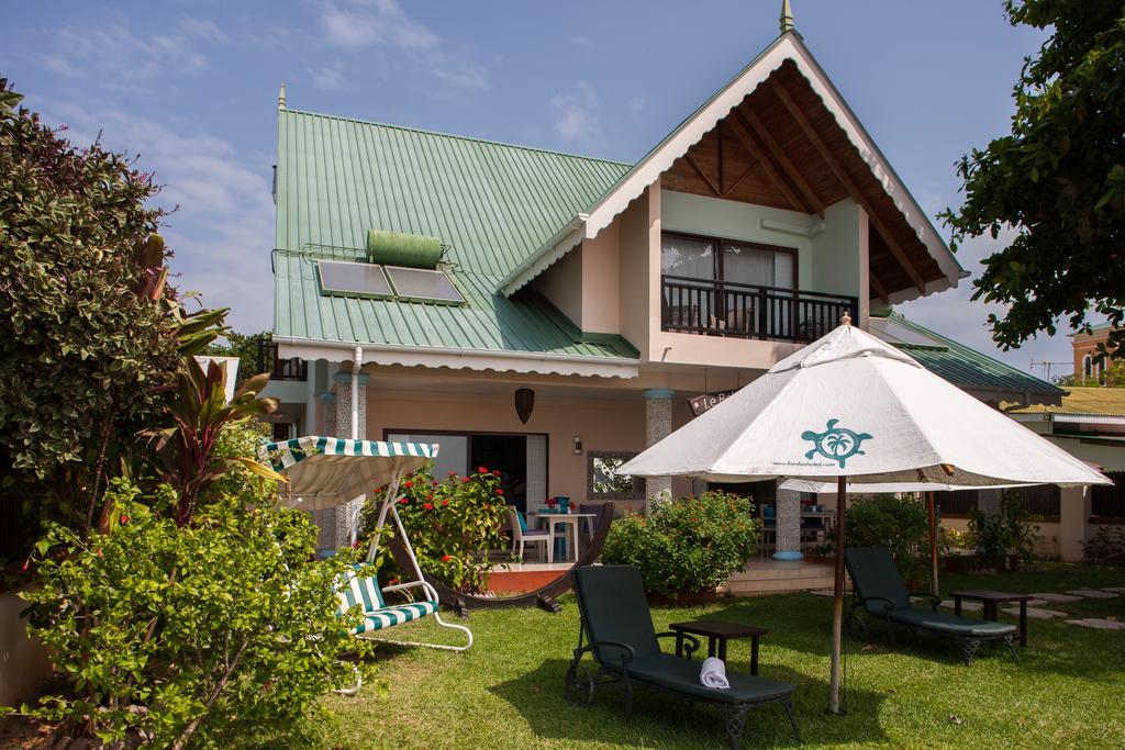 Le Relax Beach House La Digue Exterior photo
