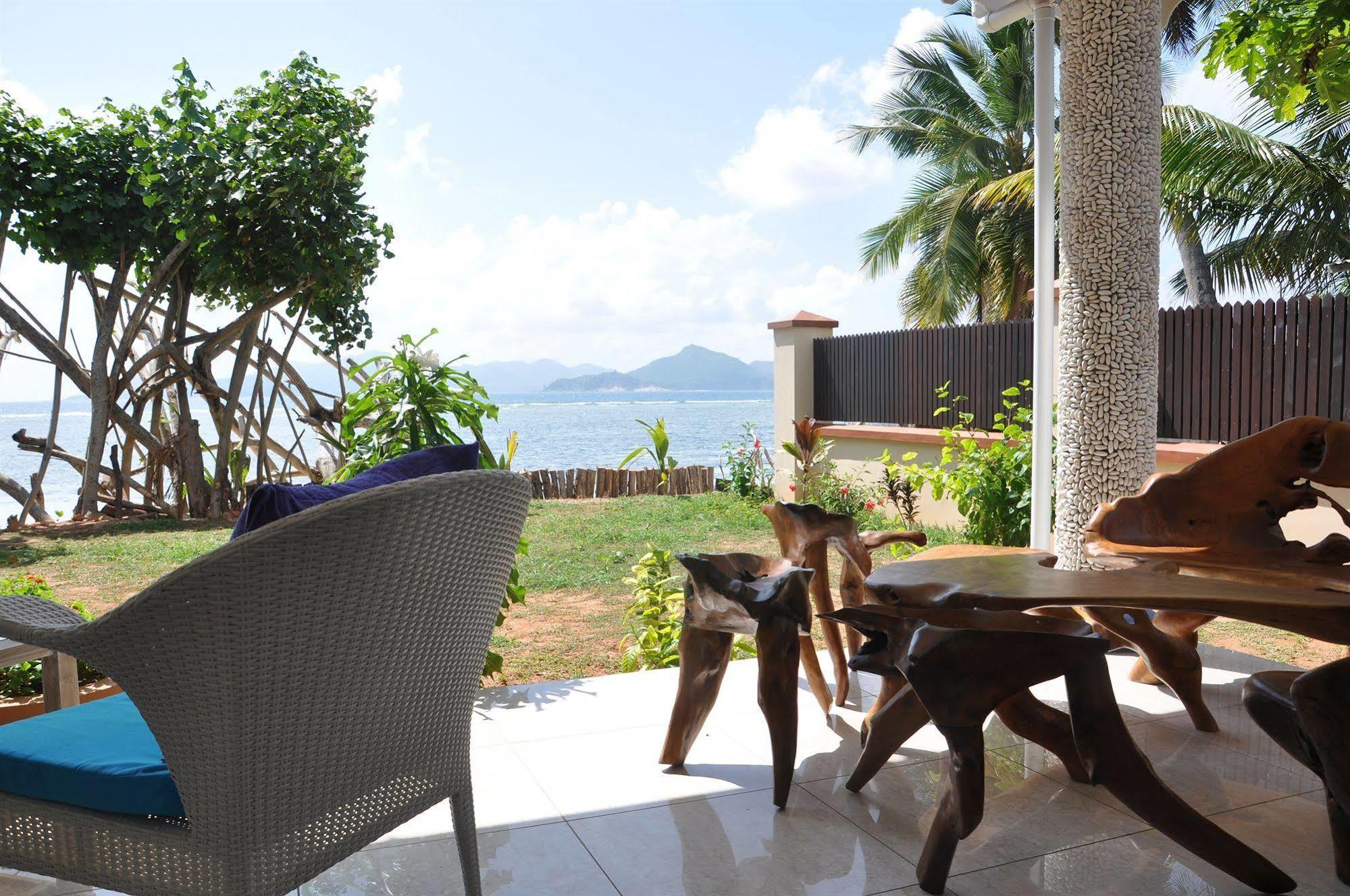 Le Relax Beach House La Digue Exterior photo